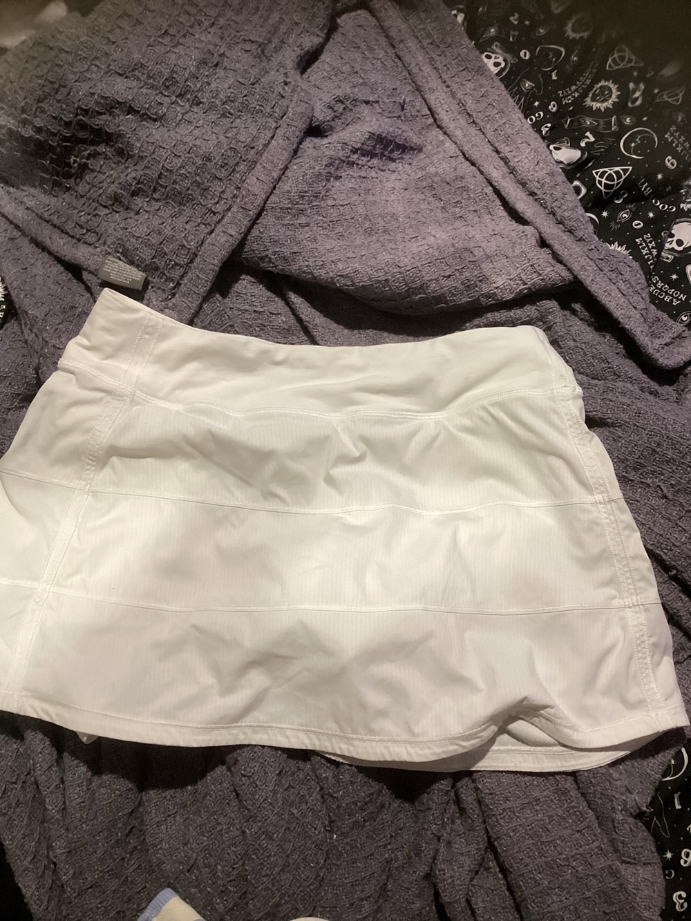 Lululemon Pace Rival Mid-Rise Skirt Long White Size 6 Tall Skort